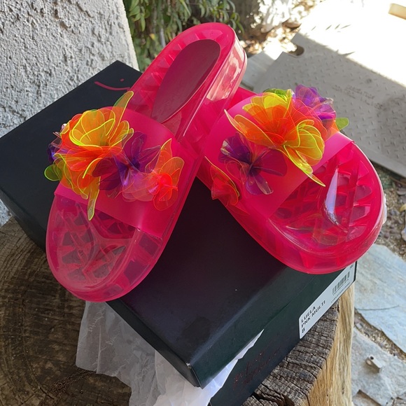 Betsey Johnson Women's Luela Dress Slide - Picture 8 of 9